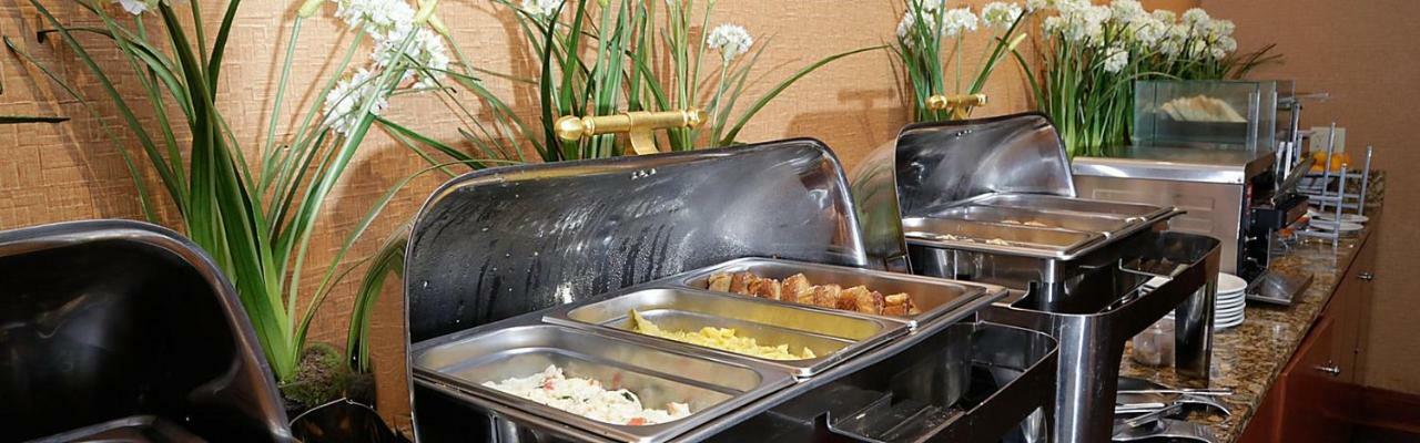 Hotel Metropolis Srinagar  Ngoại thất bức ảnh