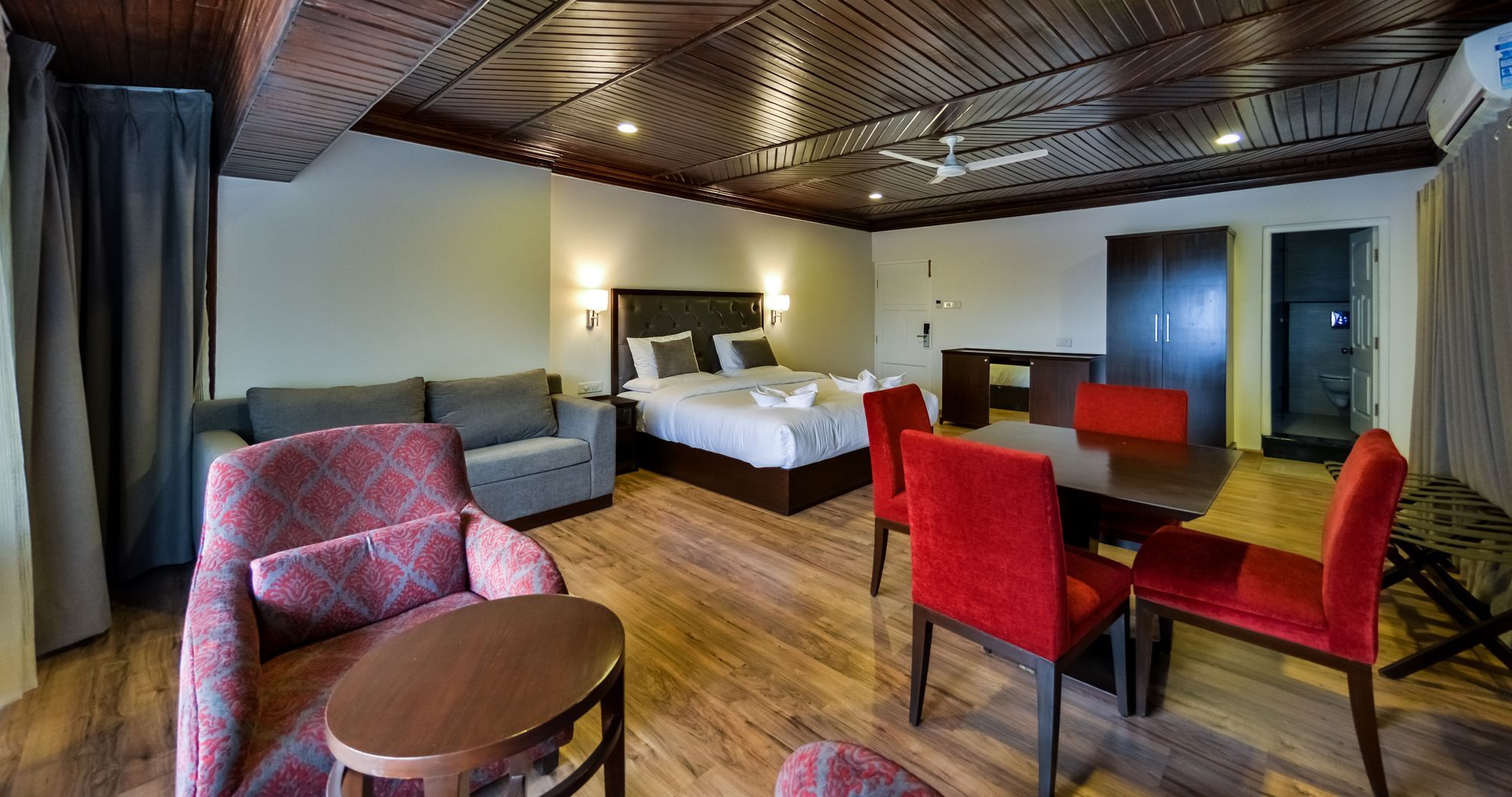 Hotel Metropolis Srinagar  Ngoại thất bức ảnh